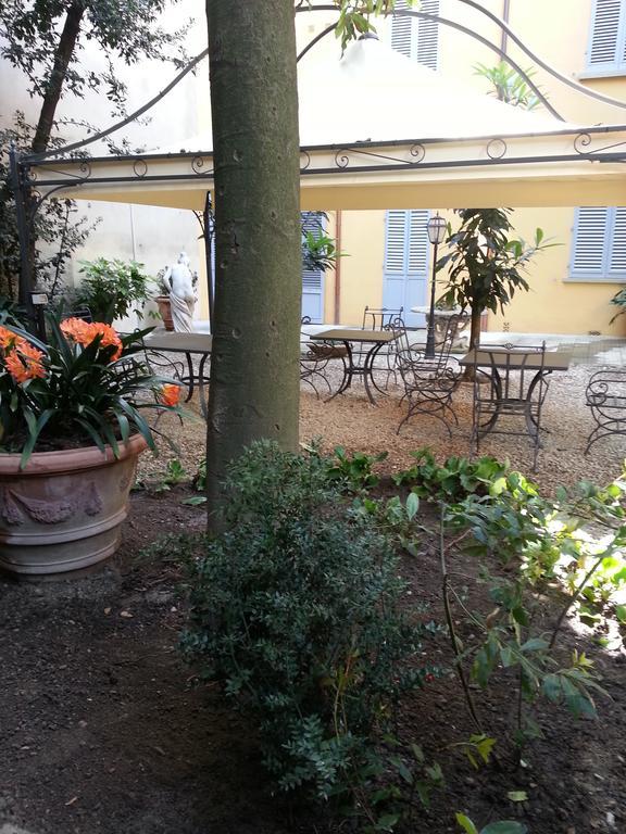 Little Garden Donatello Apartment Florence Exterior photo