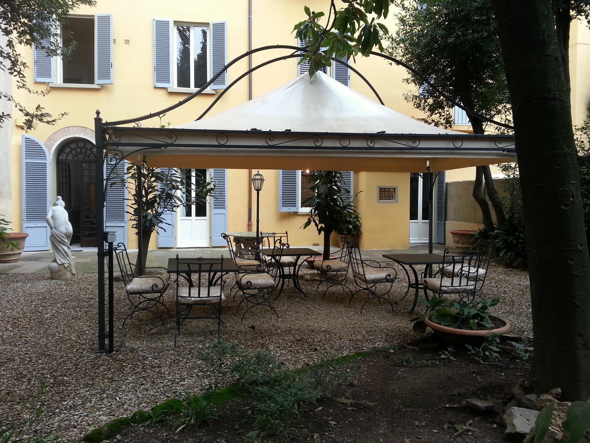 Little Garden Donatello Apartment Florence Exterior photo
